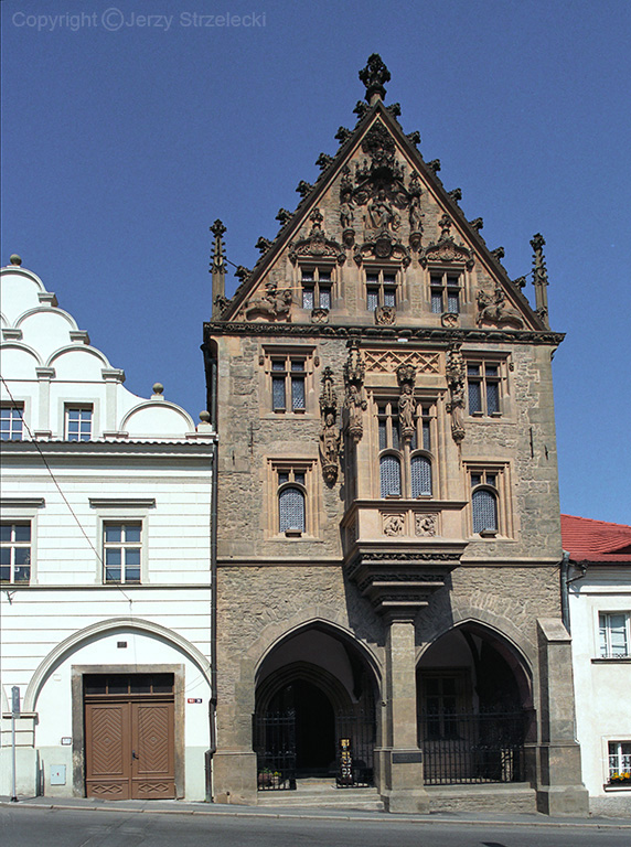 KUTNA HORA -  kamienny dom