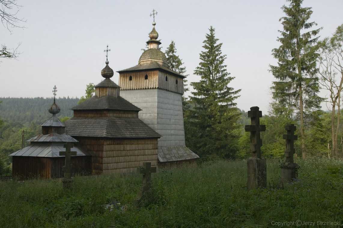 WOŁOWIEC - cerkiew greckokatolicka p. w. Opieki Bogarodzicy